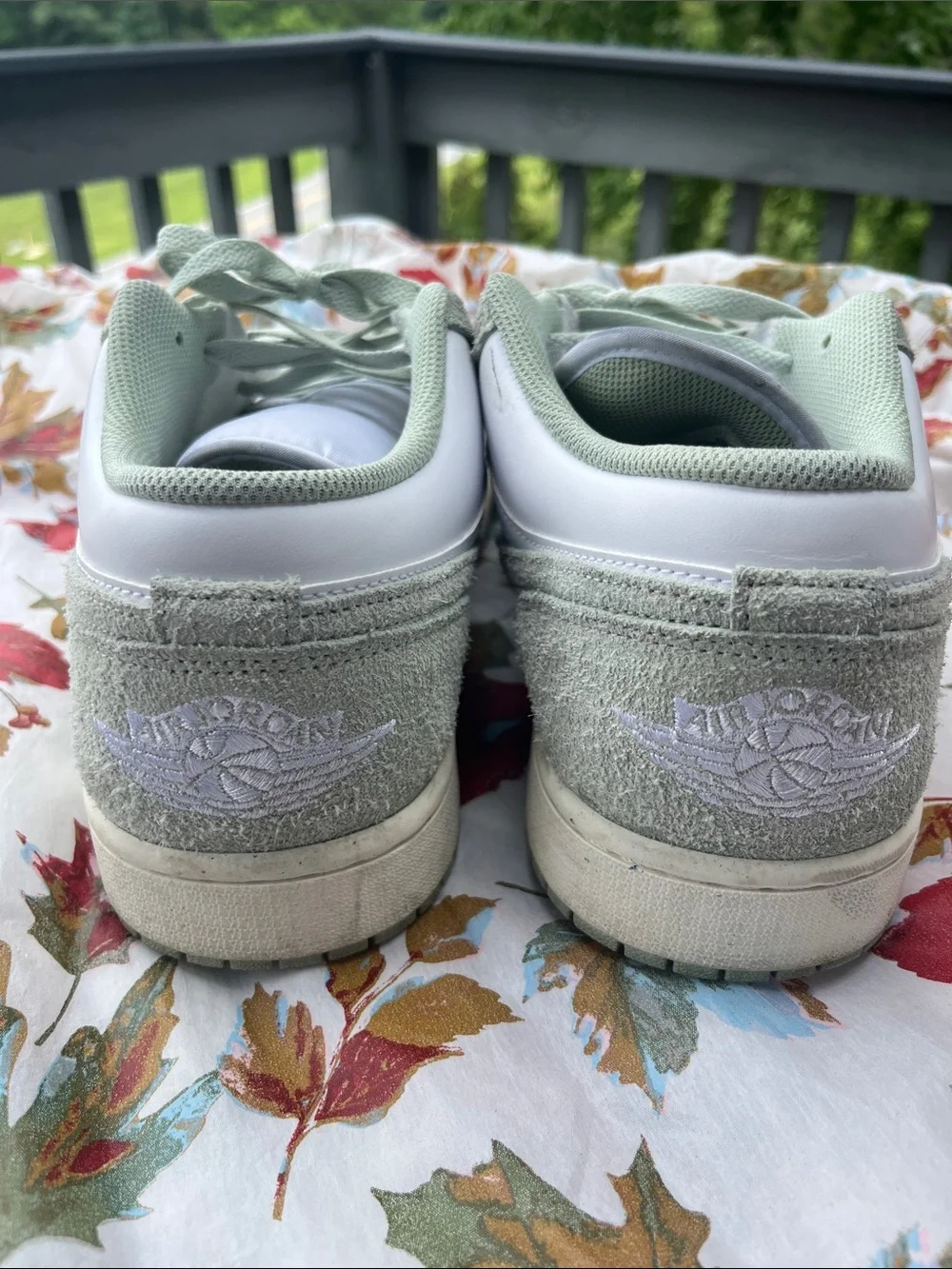 Jordan Low-Top Sneakers in Sage Green & White